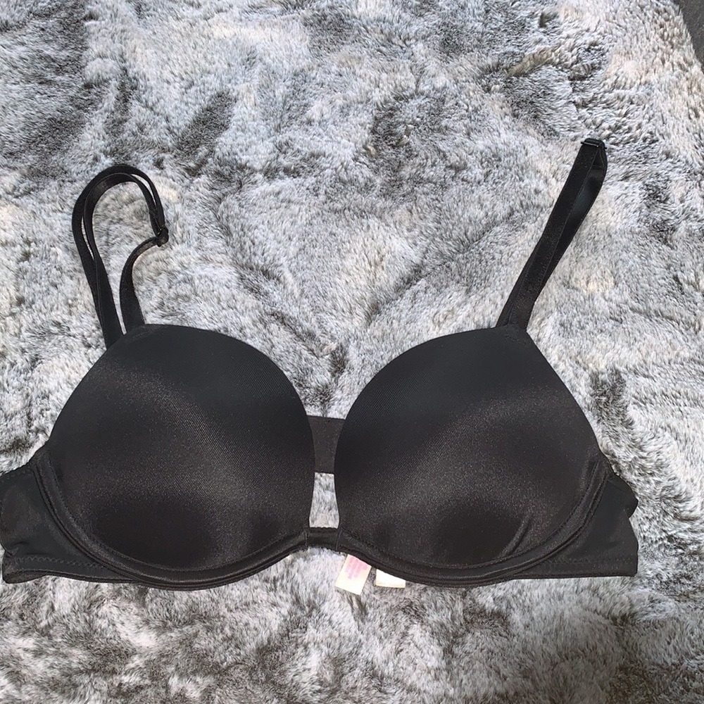 Victoria Secret Wear Everywhere Super Push Up Bra